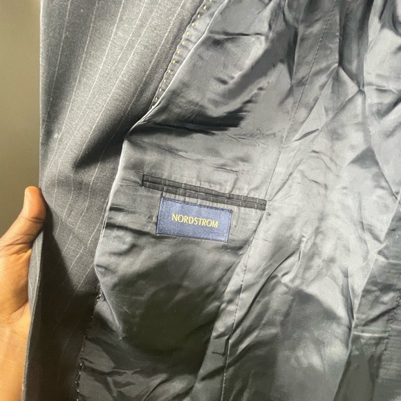 Hart Schaffner Marx Gray Sport Coat with Structured Shoulders  set size 40 R - Picture 4 of 11